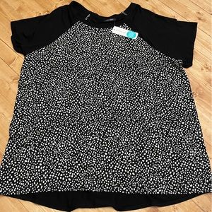 Fun blouse top NWT